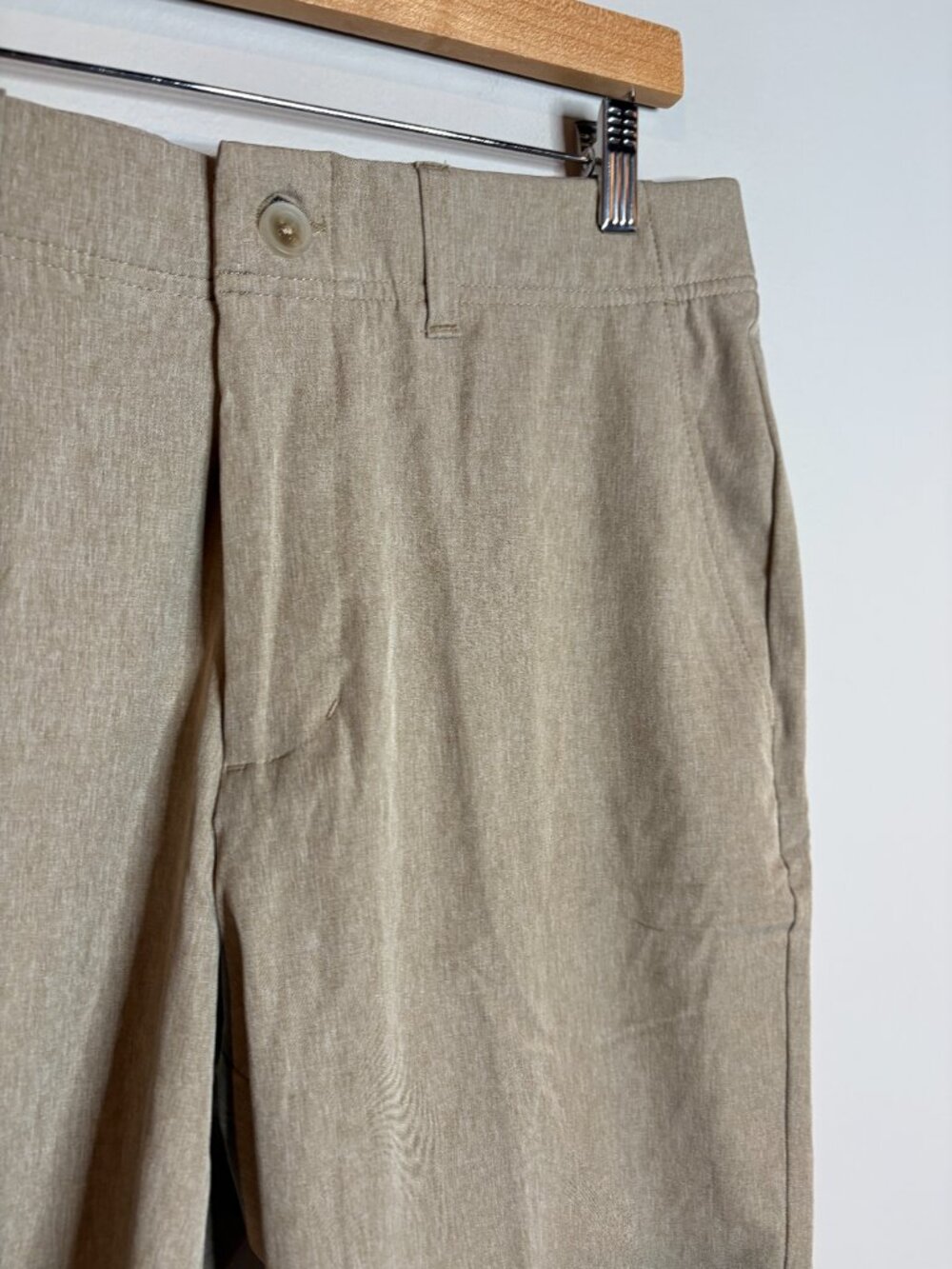 NWT Haggar Comfort Utility Shorts Tan Beige - Picture 2 of 4
